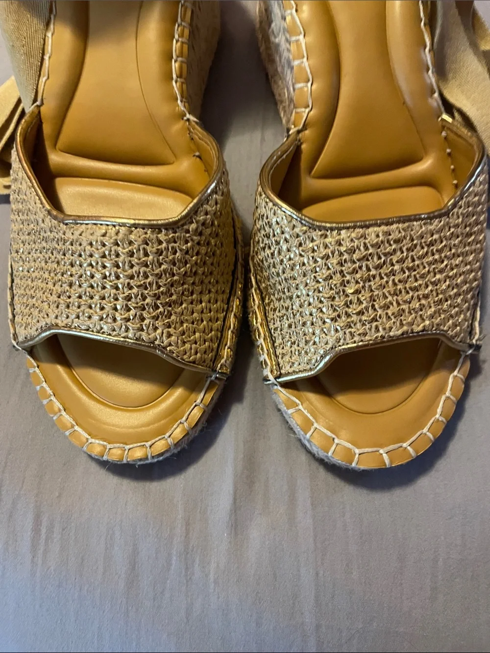 NWOT Sarto by Franco Sarto Casey Wedge Espadrilles in Gold Size 8M